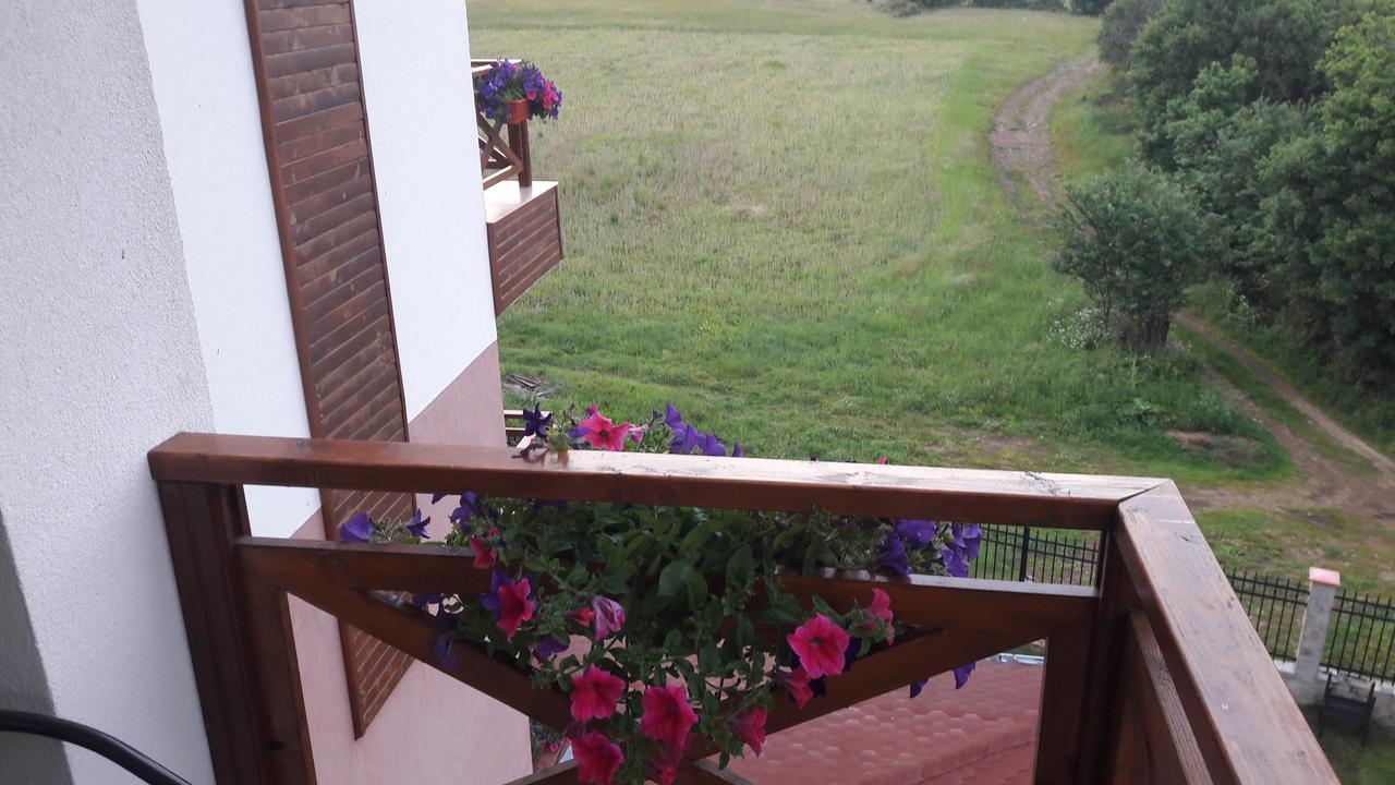 Lakata Guest House Zasele ภายนอก รูปภาพ